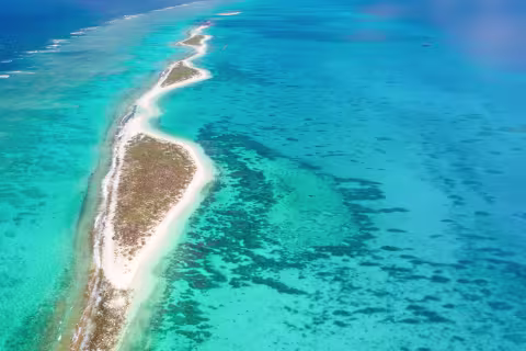 Atolls de Chesterfield — Coral Sea Natural Park, New Caledonia