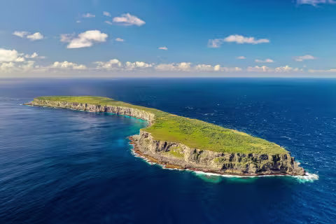 Ile de Walpole — Coral Sea Natural Park, New Caledonia
